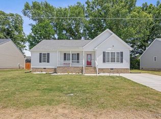3873 Perthshire Ln, Colonial Heights, VA 23834