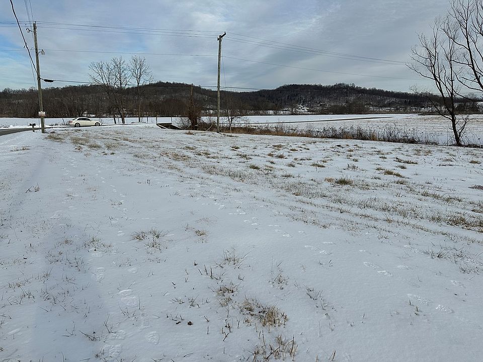 2nd image of 2404 Carver Rd