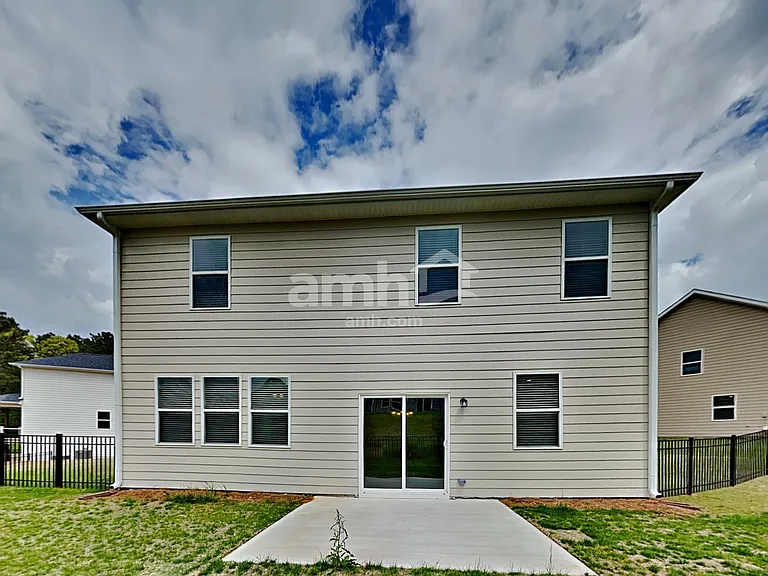 597 Slew Dr — Photo 30