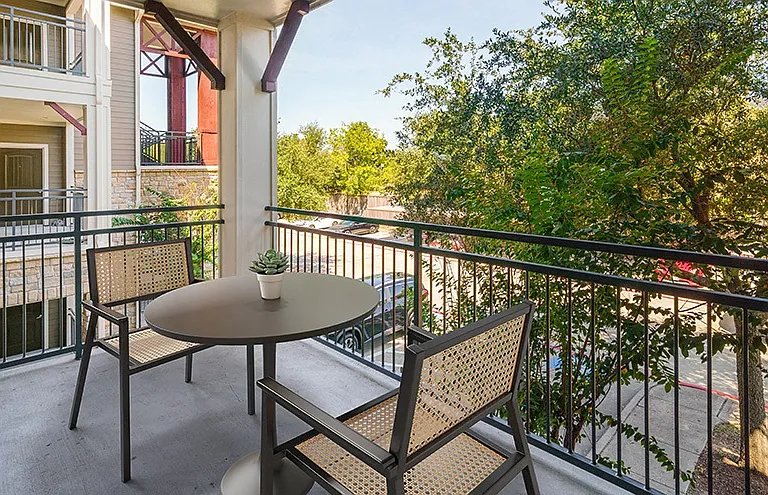 Northgate Oaks Apartments — Photo 23