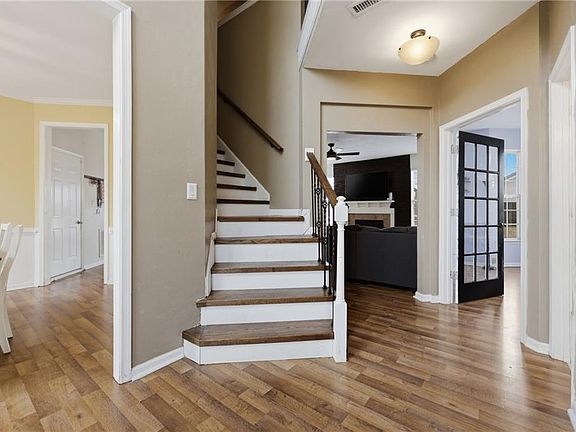 4th image of 328 Hagenspring Rd