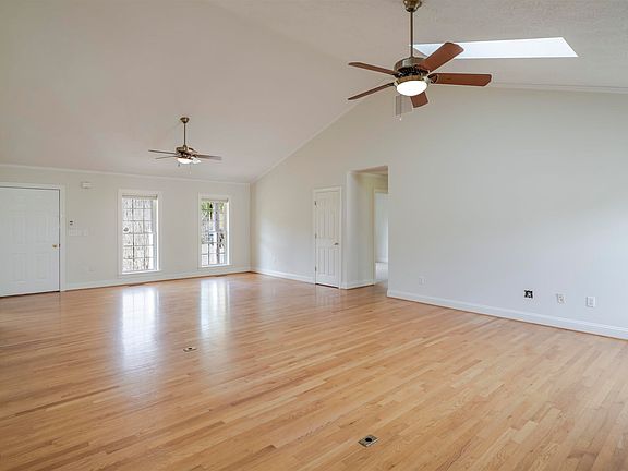 5th image of 2508 Thomas Jefferson Pkwy