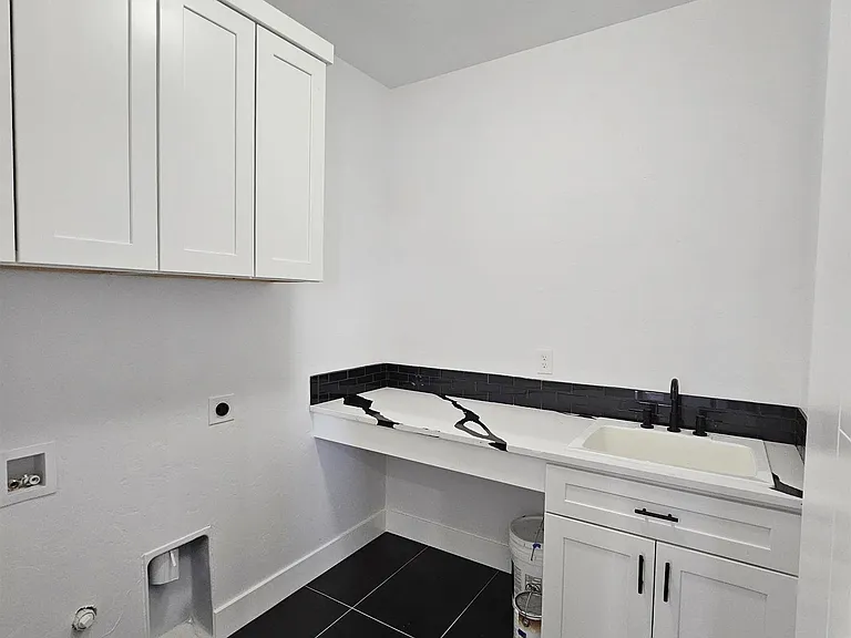 3202 Bing St — Photo 19