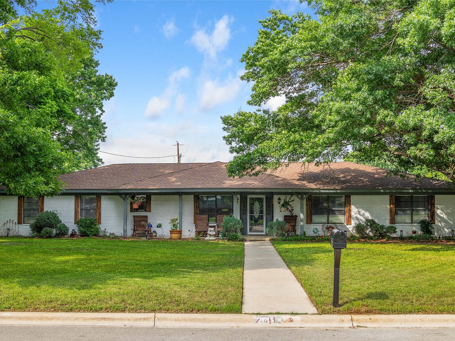 2711 Good Shepherd Dr, Brownwood, TX 76801 MLS 20610442 Zillow