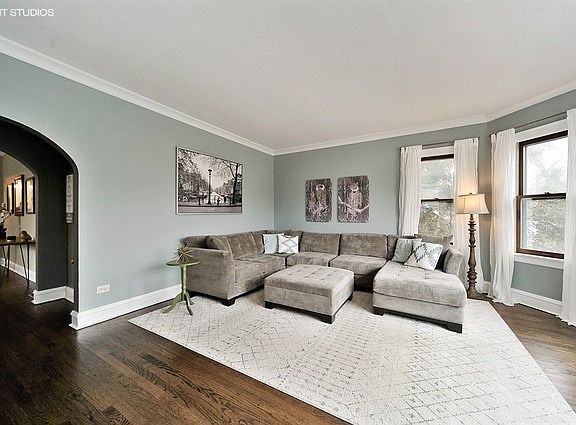 4th image of 6310 W Peterson Ave