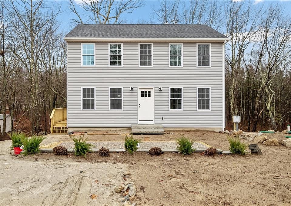 30 Round Lake Dr, Pascoag, RI 02859 Zillow