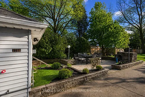 3786 Saint James Ave Photo 1