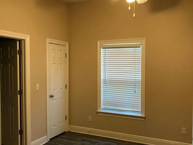 895 Saint Andrews Ln — Photo 12