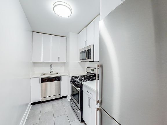 4th image of 96 5th Ave APT 12J
