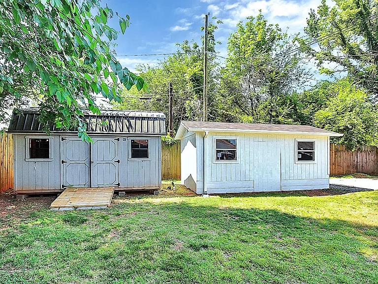 4116 Somerdale Ln — Photo 6