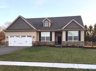 7555 Wellsbury Dr, Waterville, OH 43566