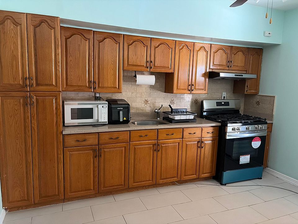1st image of 360 Ege Ave Floor 1