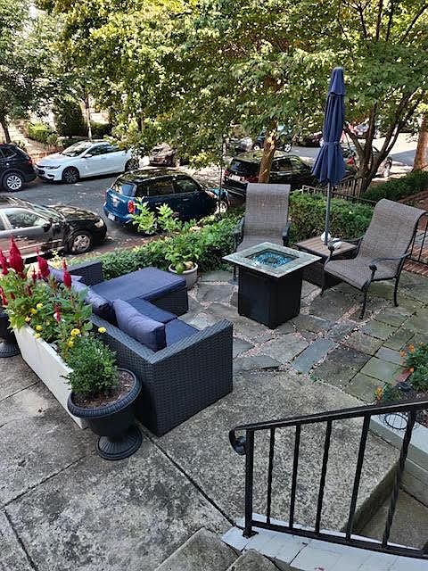 Front patio shared w/ one other apt, pretty quiet street