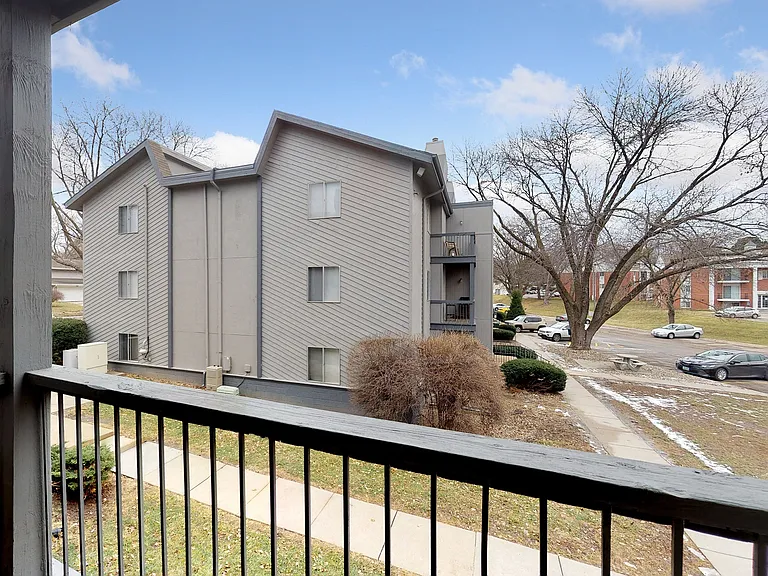 Westwood Apartments — Photo 35