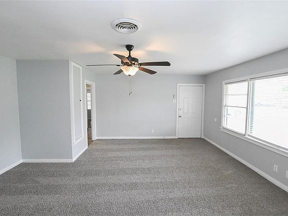 2nd image of 1718 Wayside Dr