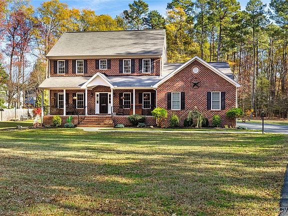 3rd image of 10500 Cardigan Cir
