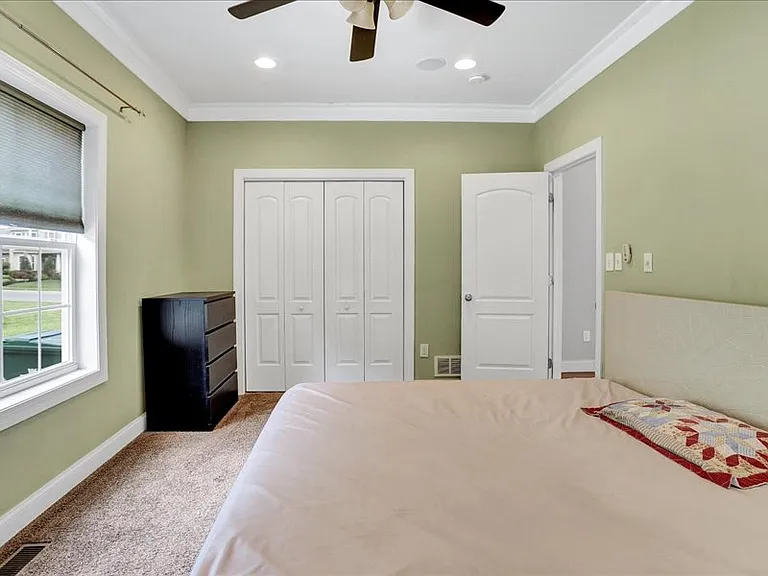 478 Barbara Dr — Photo 21