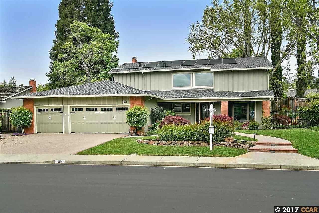454 Saint Regis Dr photo 1