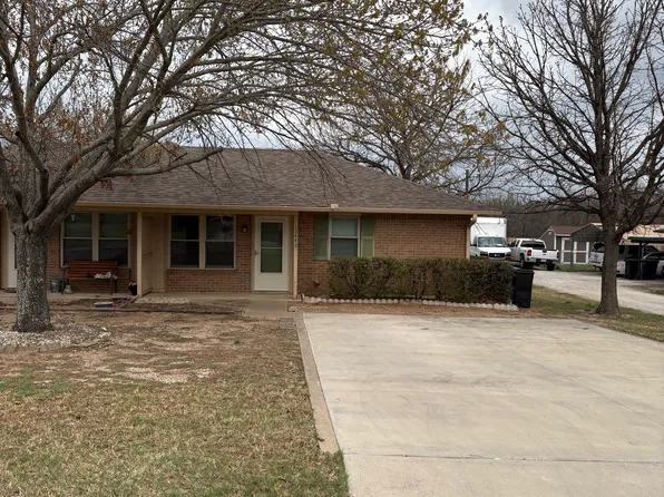 1344A Kerry St, Azle, TX 76020