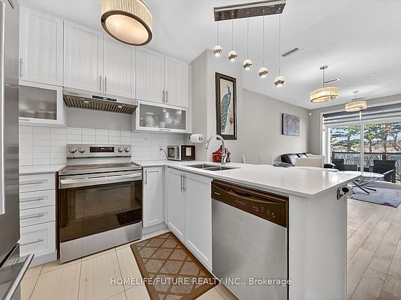 5th image of 7325 Markham Rd #125