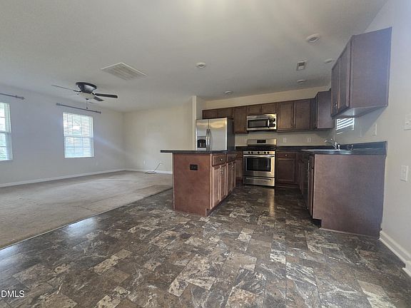 5th image of 202 Mason Rd