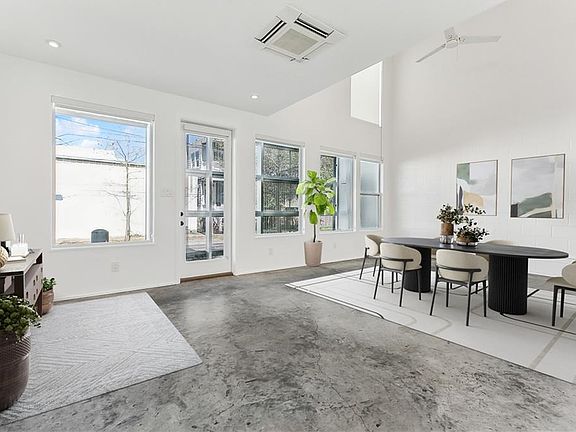 5th image of 3110 Saint Thomas St Unit 3110