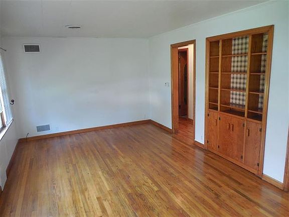 5th image of 515 W Otterbein St
