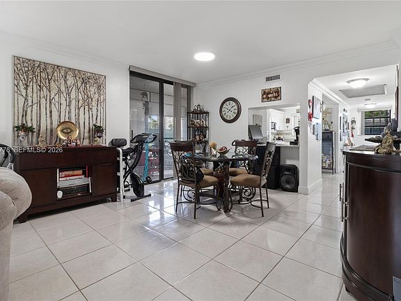 5th image of 1101 Colony Point Cir APT 123