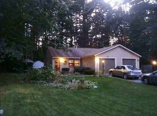 33 Wake Robin Rd, Malta, NY 12020