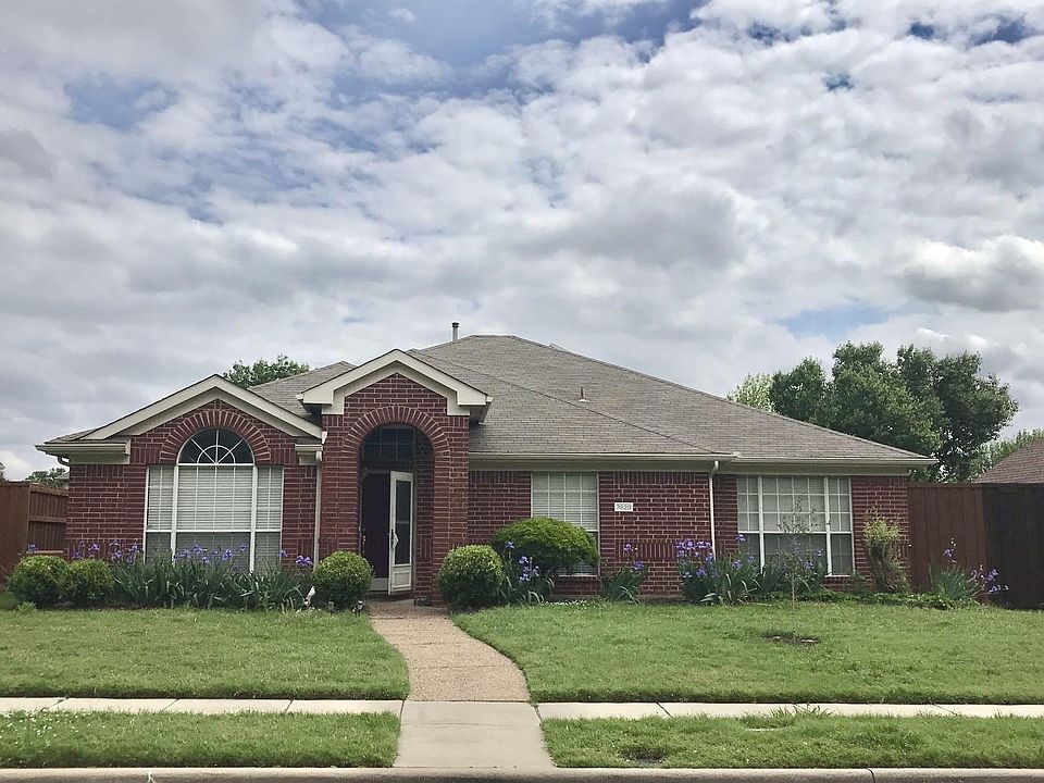 1st image of 3820 Pine Valley Dr