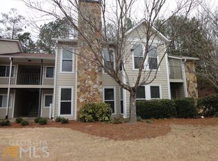 3011 Lake Pointe Cir, Roswell, GA 30075