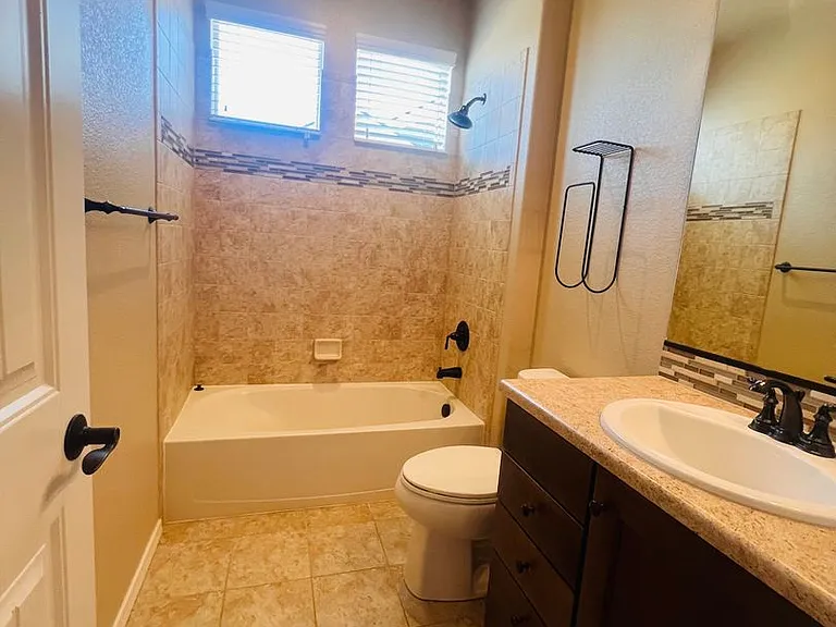 8715 Meadow Wing Cir — Photo 4