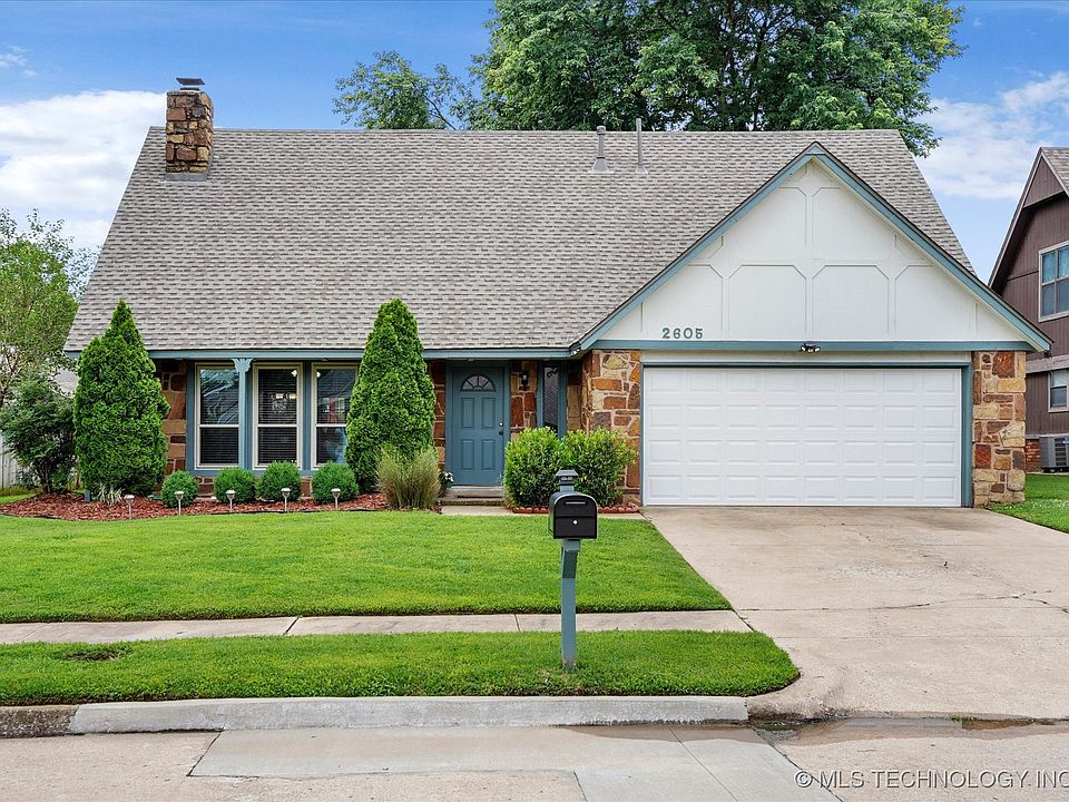 1st image of 2605 W Atlanta Ct