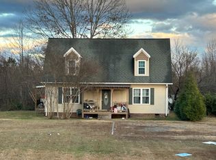 3011 View Crest Dr, Jonesville, NC 28642