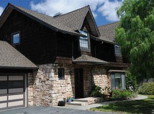 560 Liberty Rd, Petaluma, CA 94952