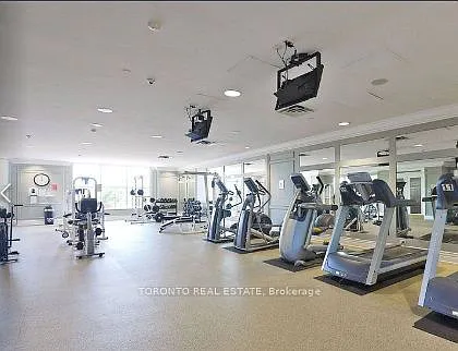 35 Kingsbridge Garden Cir #110 — Photo 6