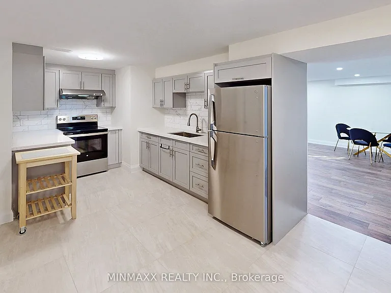 202 Forbes Ter — Photo 8