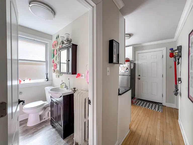 733 Elm St #203 — Photo 19
