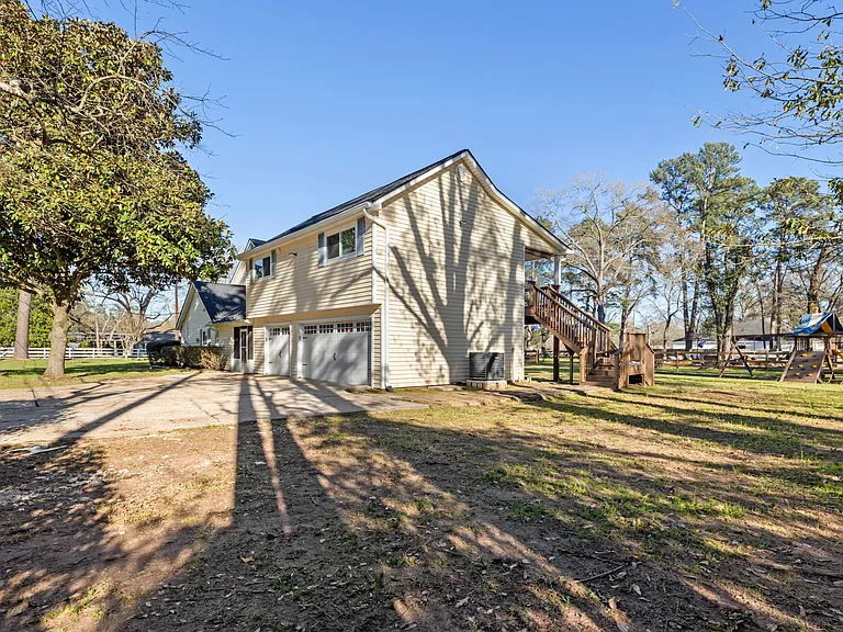 9123 Kerr Dr — Photo 64
