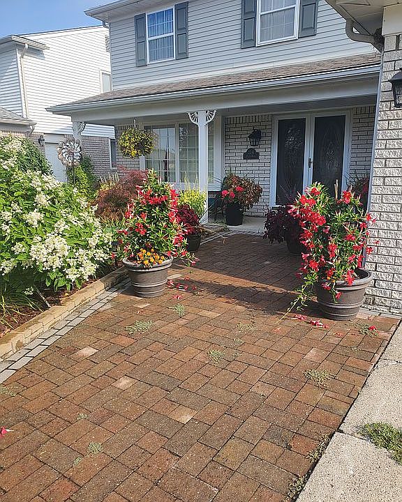 1st image of 2241 Zenia Dr
