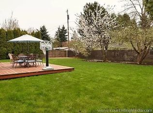 214 River Loop 2, Eugene, OR 97404