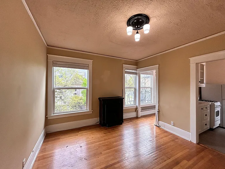 1631 NW Everett St #407 — Photo 9