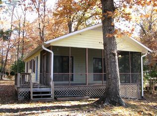 1073 Sherwood Dr, Reedville, VA 22539