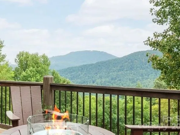 499 Warbler Ln, Black Mountain, NC 28711