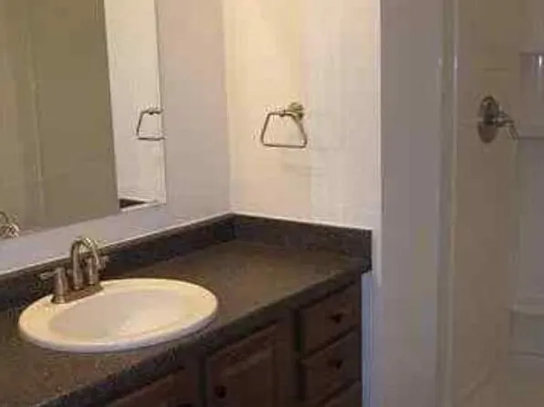 318 N Washington St, Moscow, ID 83843