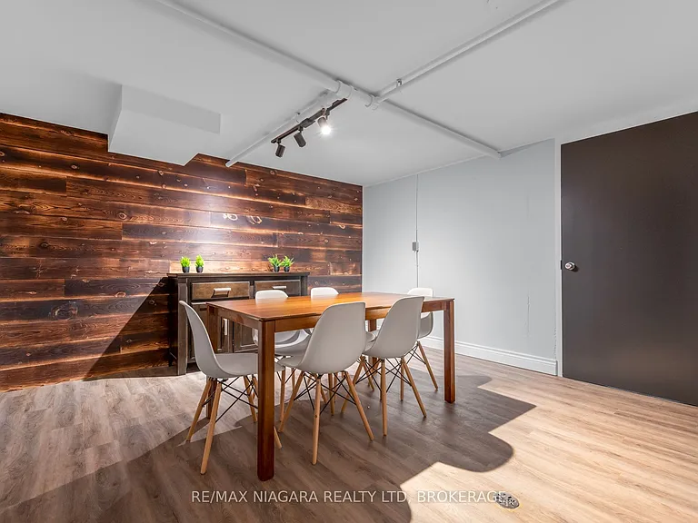 833 Foss Rd #2-1 — Photo 12
