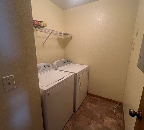 5th image of 5648 Ryewyck Dr #4