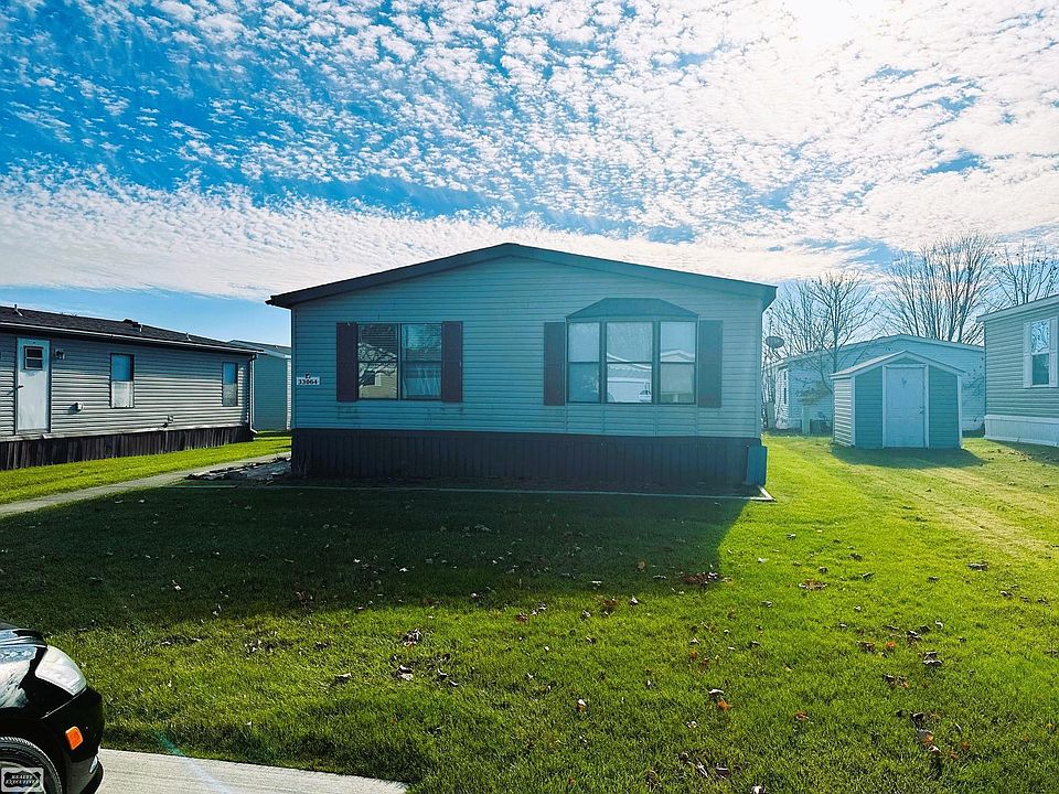 1st image of 33064 Fairfield Dr