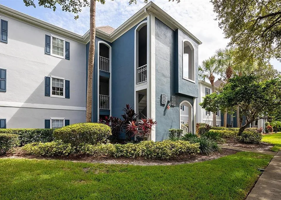 3206 Clubside Dr #3206