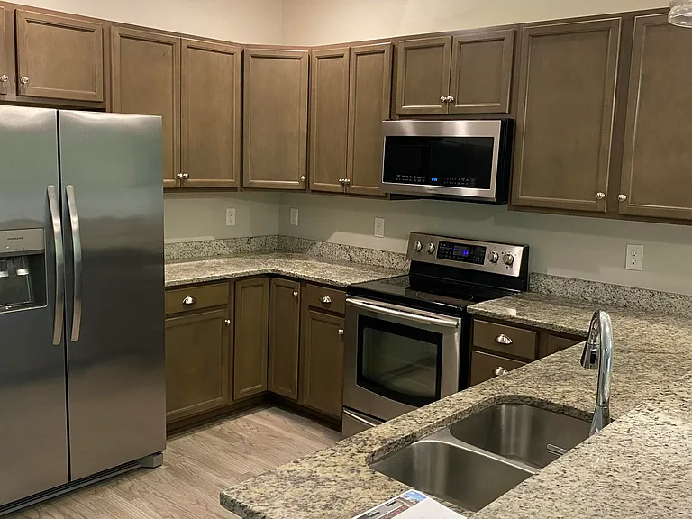155 Lincoln Place Cir — Photo 8